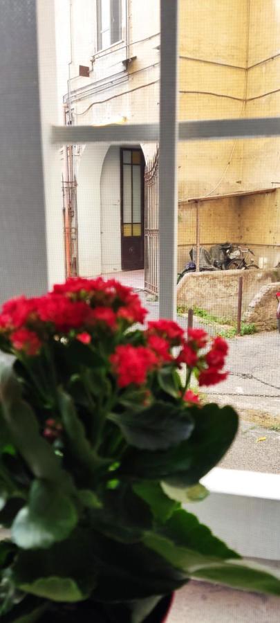 Ema Mini In Trastevere Rom